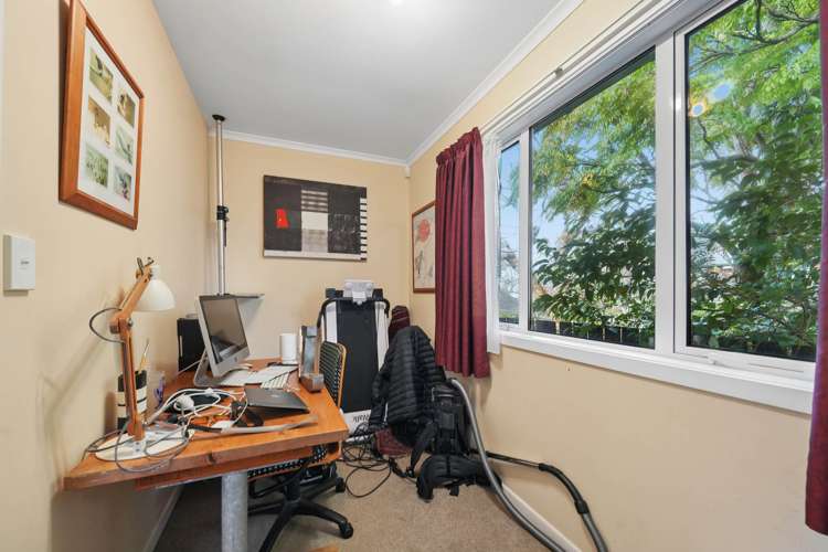 2 Tawera Road Greenlane_26