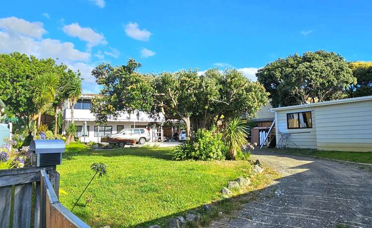 10 Waianga Place Omapere_6