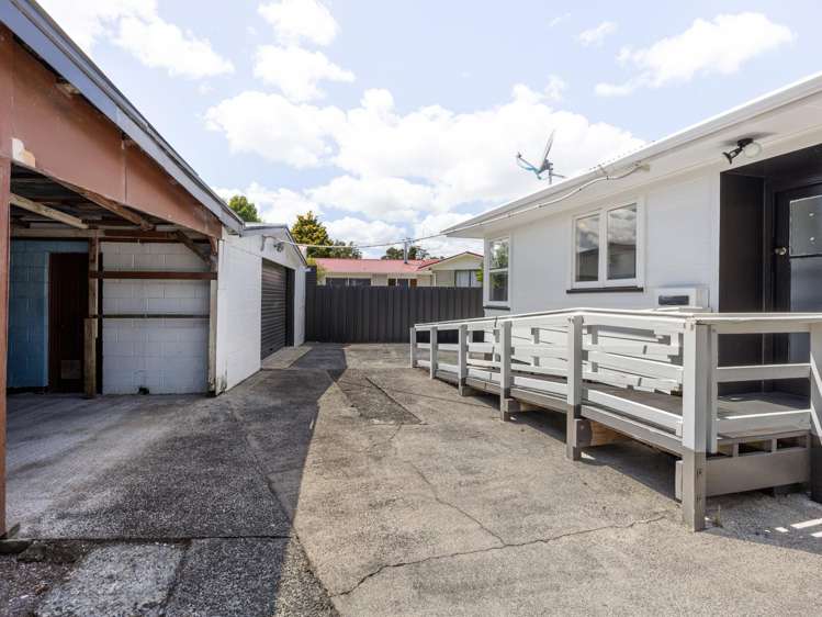 10 Rosalind Street Deanwell_20