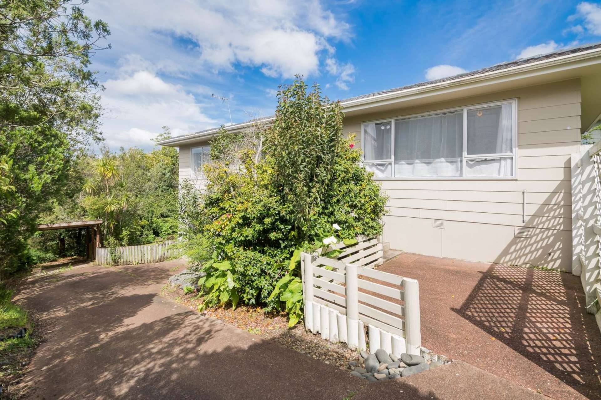 5 Celeste Place Totara Vale_0