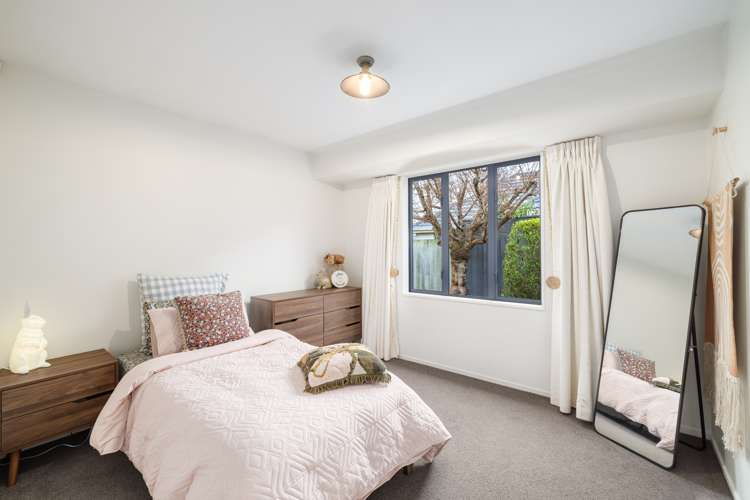 32 Hussey Road Harewood_12