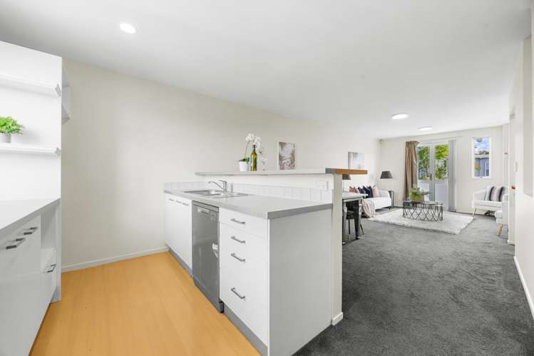 49 Albionvale Road Glen Eden_17