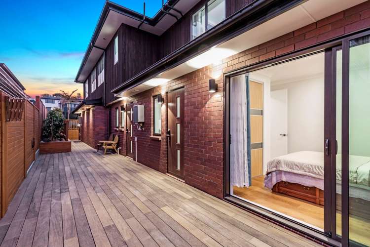 47 Fernhill Way Oteha_38