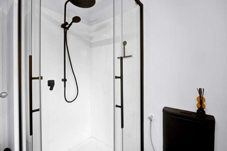 84 Dorset Avenue Lynmouth_14