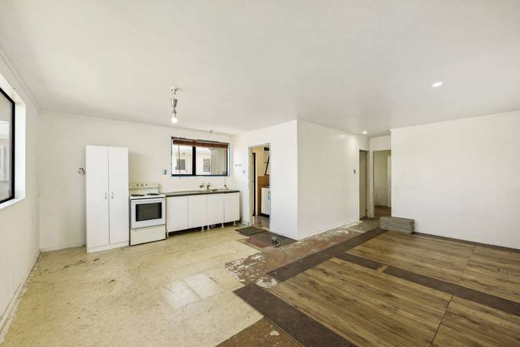 2/3 Pembrook Street Papakura_8