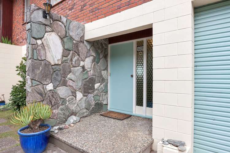 6 Riviera Place Hauraki_15