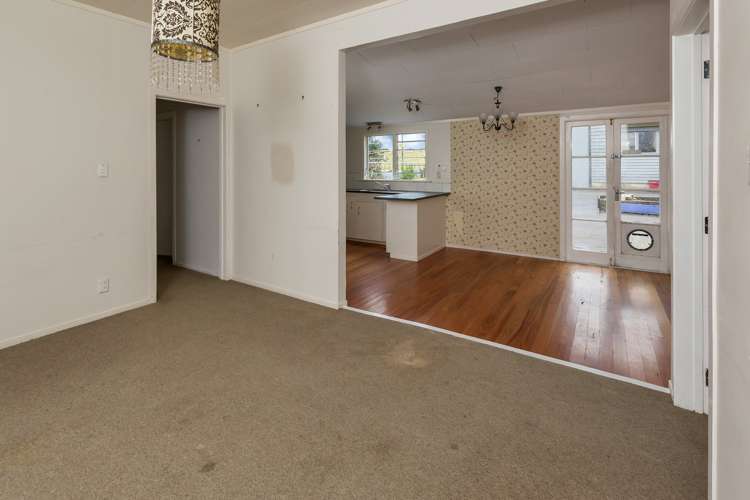 1 Buchanan Street Hikurangi_9