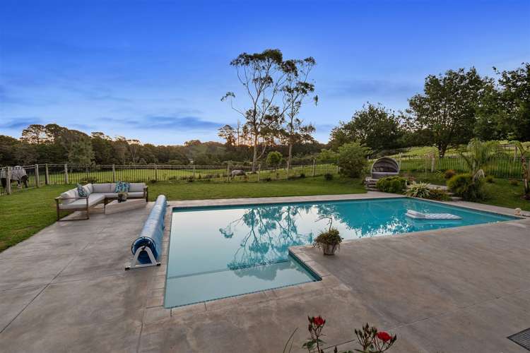 37 Pebble Brook Road Waitoki_12