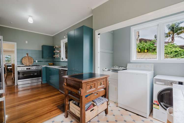114 Tuhikaramea Road Dinsdale_20