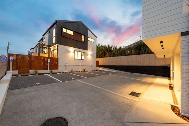 5/7 Brookfield Road Te Atatu Peninsula_2