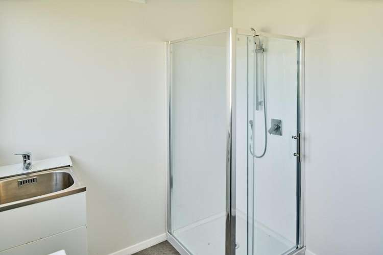 38a Victory Crescent Tawa_16