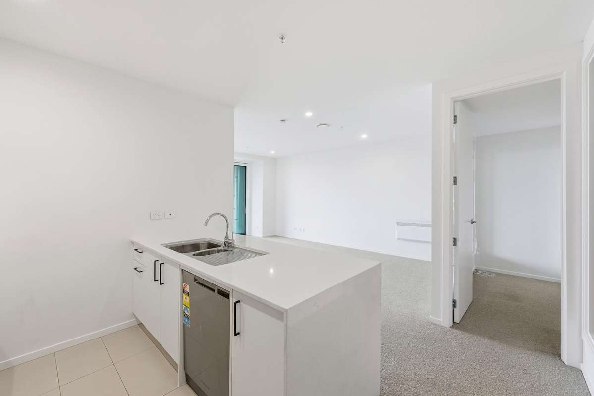 904/8 Waikumete Road_5