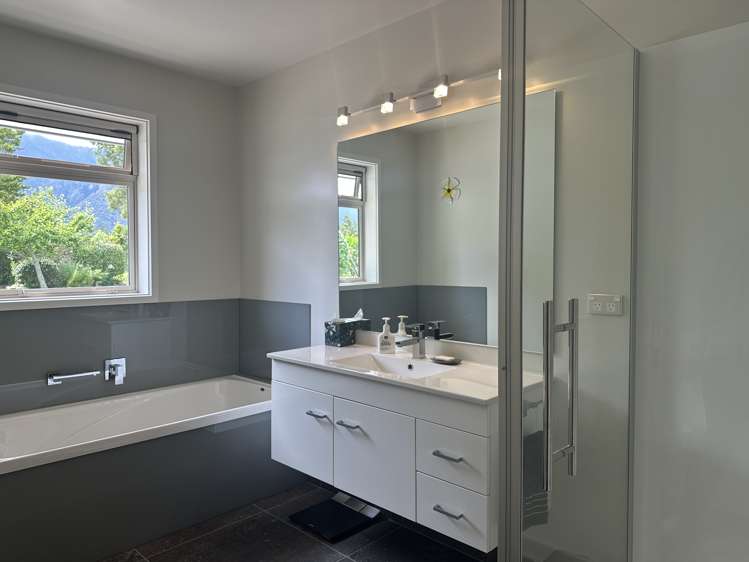 22 Petersen Road Harihari_15