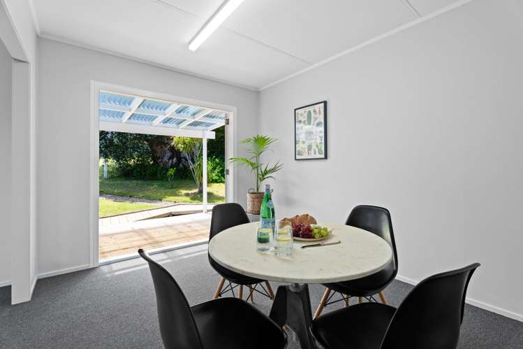 142 Ocean View Road Oneroa_22