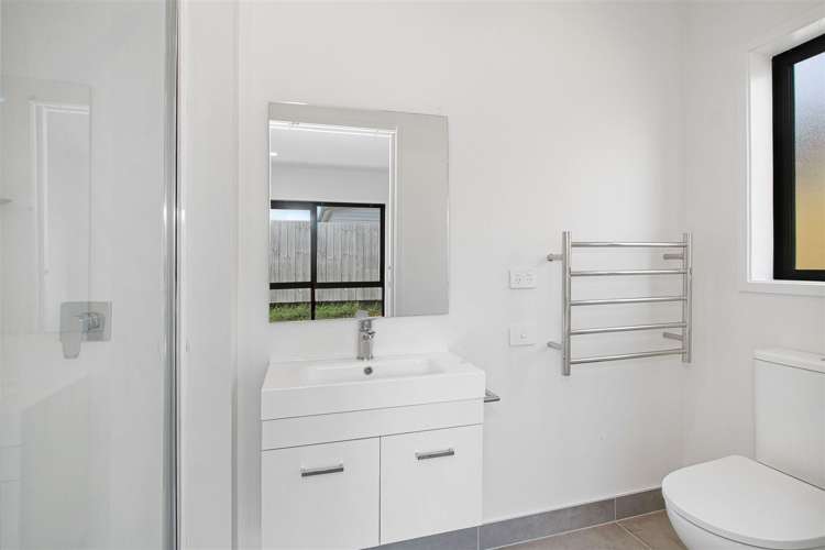 7 Poutawa Lane Clarks Beach_24