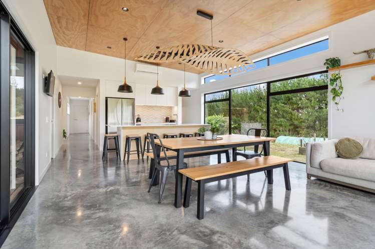 143 Norris Road Maungatapere_13