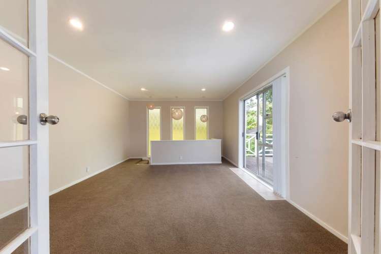 189 Glengarry Road Glen Eden_14