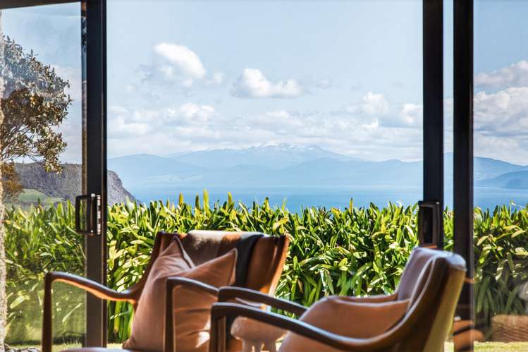 1080 Mapara Road Whakaipo Bay_17