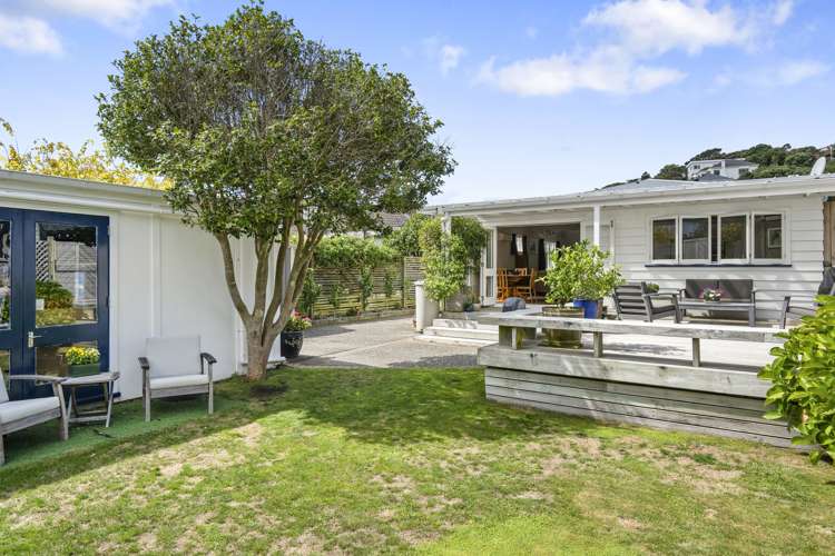 32 Bentinck Avenue Strathmore Park_15