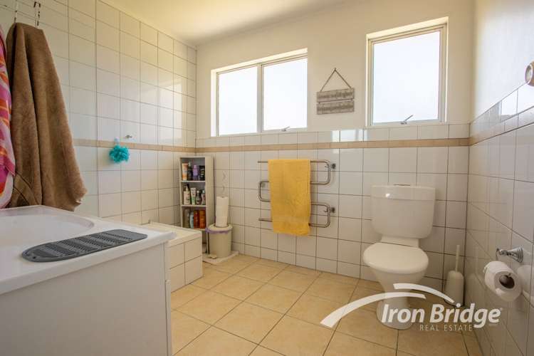 2 Hartford Crescent Totara Park_8