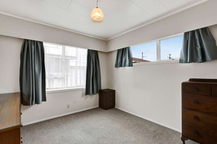 2/6 Webster Street Westown_9