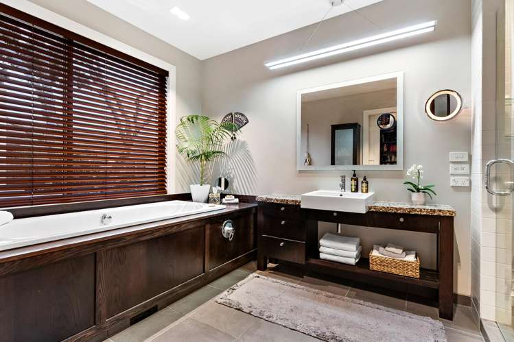 8 Musick Point Road Bucklands Beach_11