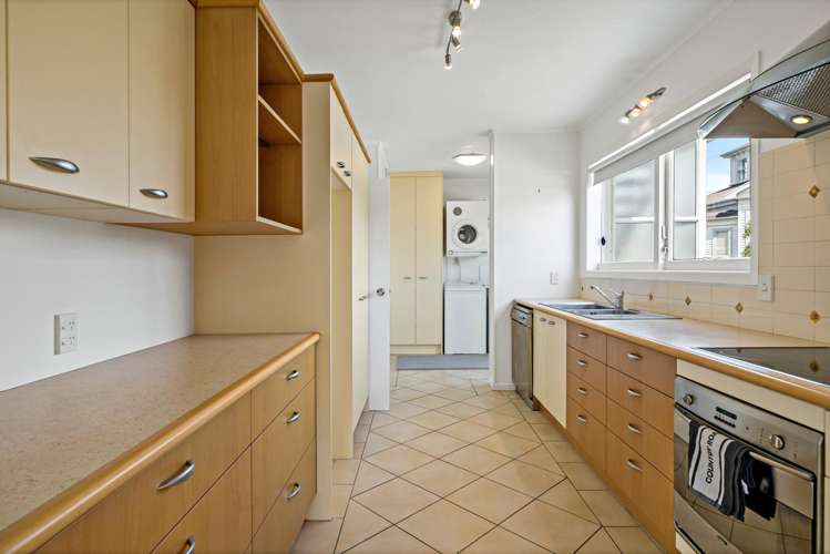 1/36 Clonbern Road Remuera_4