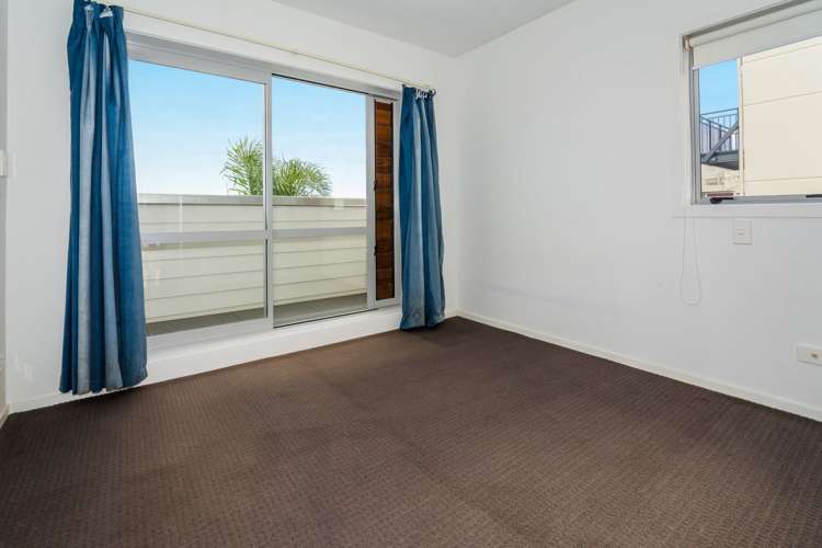 C16/71 Spencer Road Oteha_9