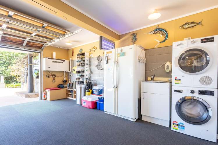 6577 Pouto Road Pouto_44