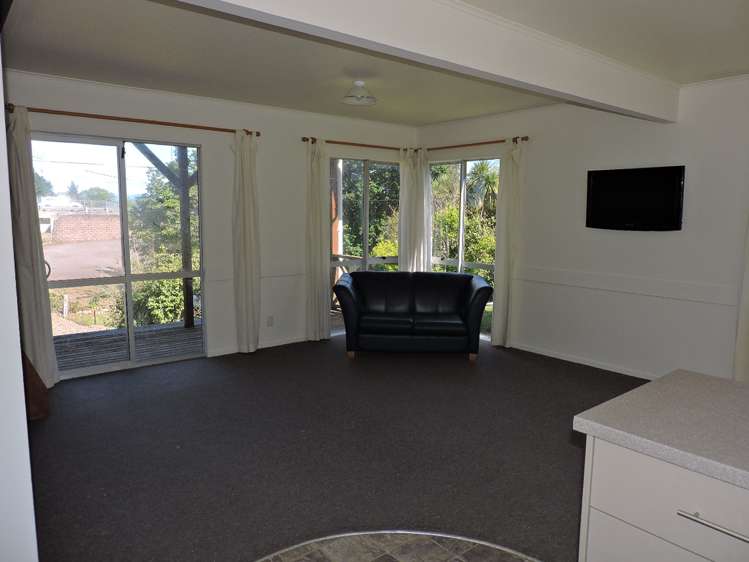 502 Thames Coast Sh25 Road Te Puru_21