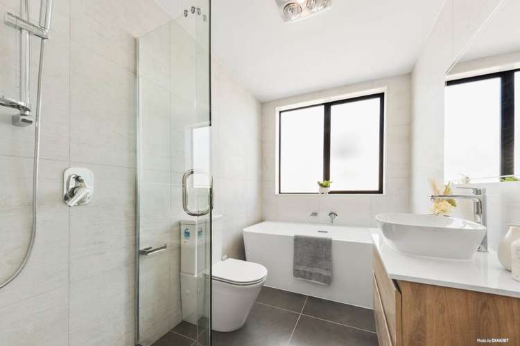 7 Kauri Gum Rise Swanson_12