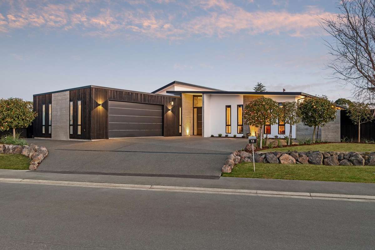 13 Carnaveron Drive_0