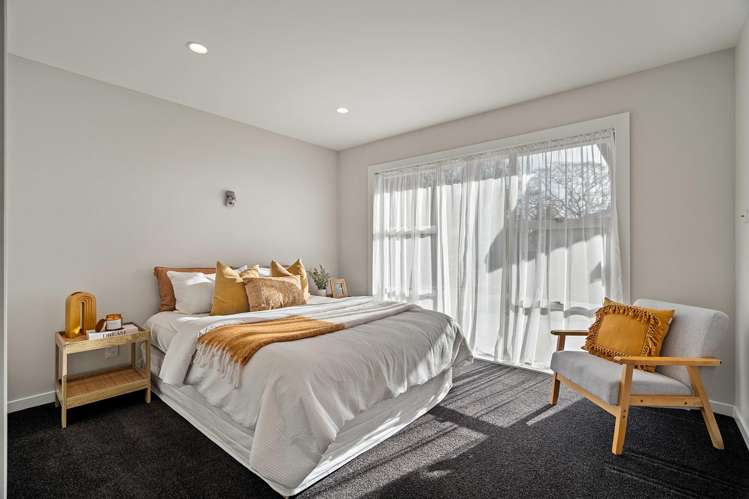 1/8 Hythe Lane Saint Martins_13