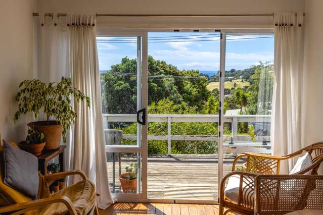 24 Victoria Road South Onetangi_3