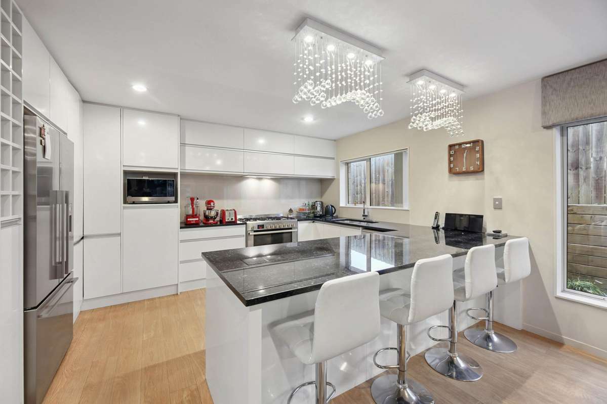 96 Babich Road North_2