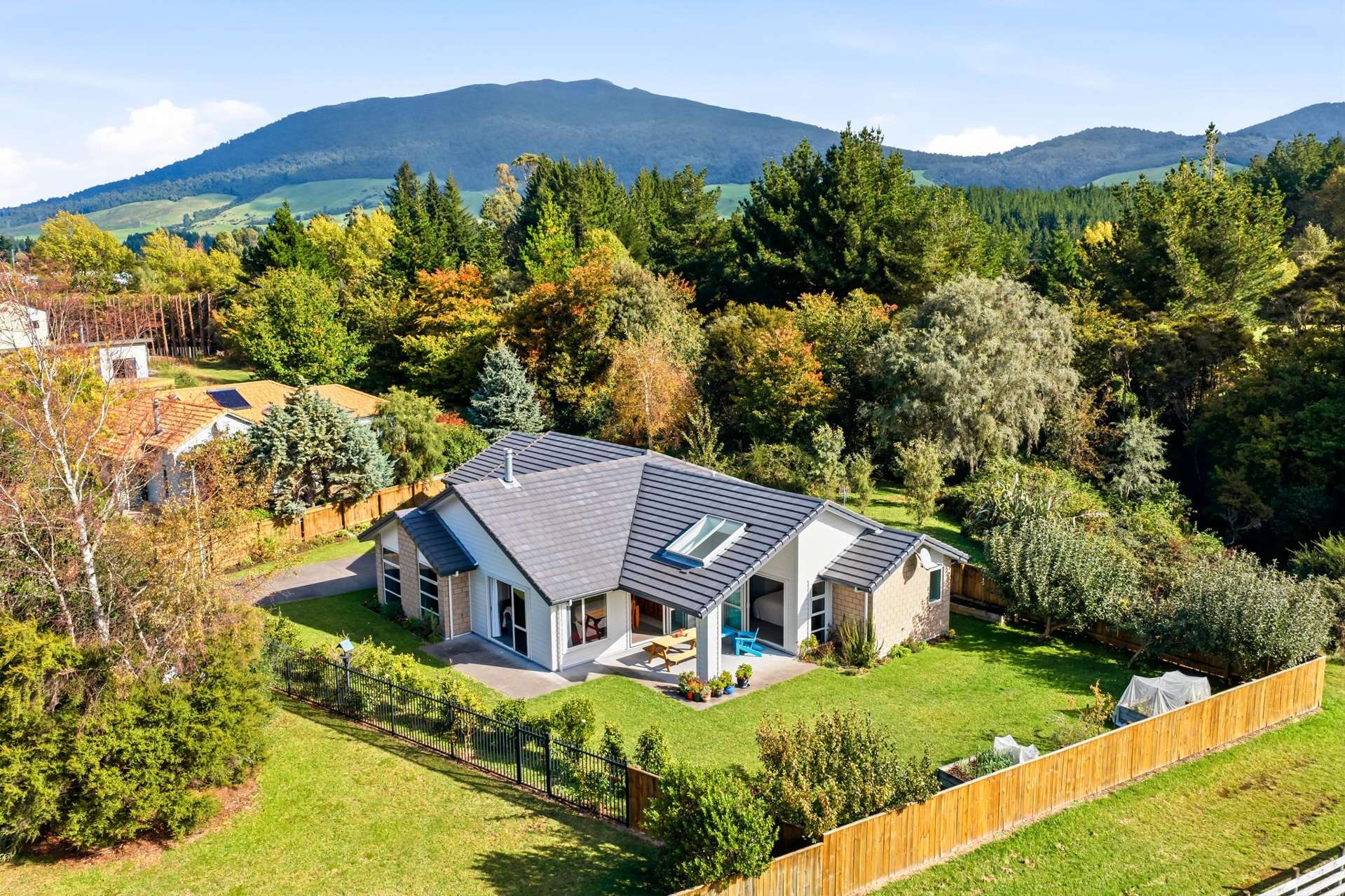 32 and 34 Ngahana Place Turangi_0