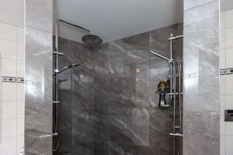 379 Kapiti Road Paraparaumu Beach_12