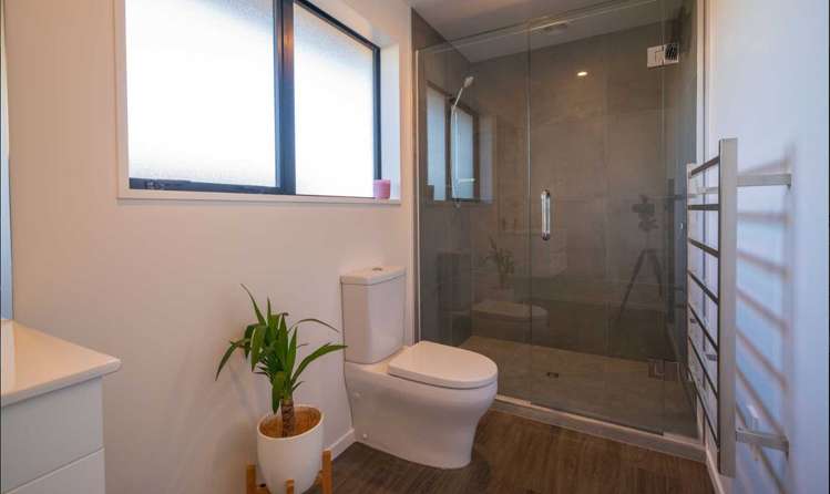 6 Delorean Drive Rolleston_14