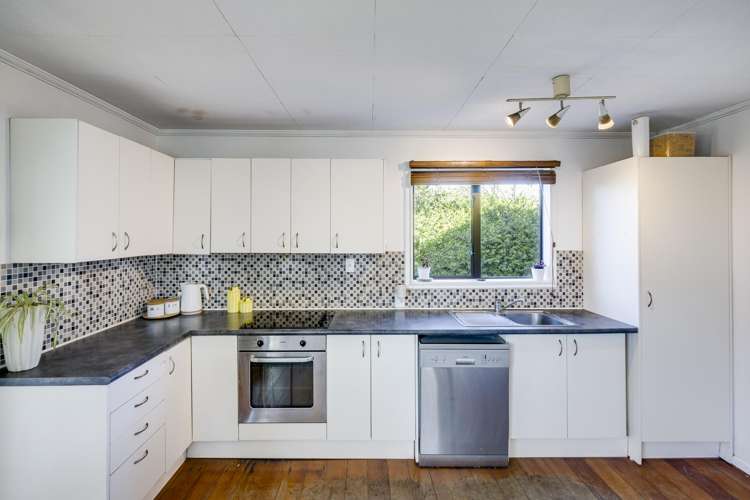 33 Bowling Road Greenmeadows_5