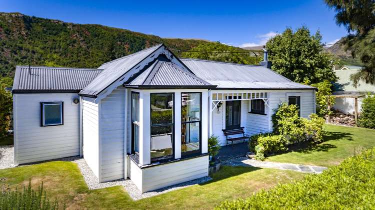 11 Anglesea Street Arrowtown_5