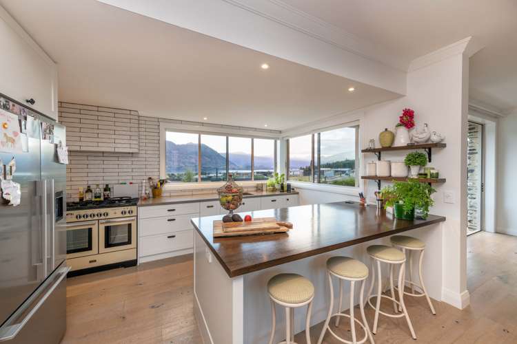 11 Barclay Place Wanaka_17