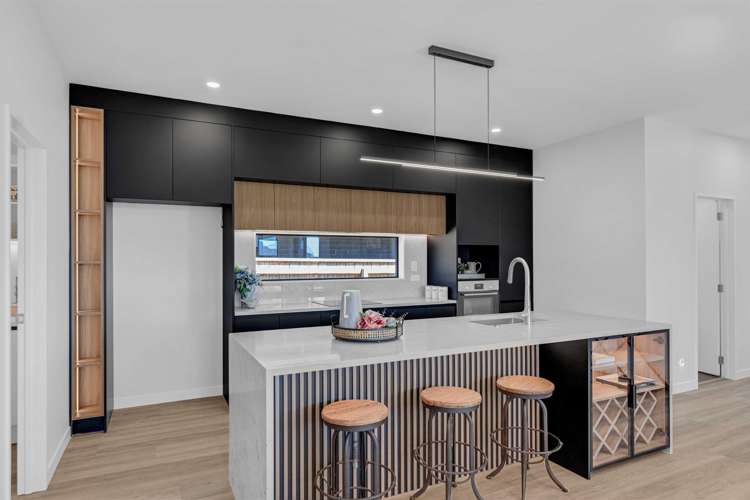 27 Korowhiti Road Clarks Beach_7