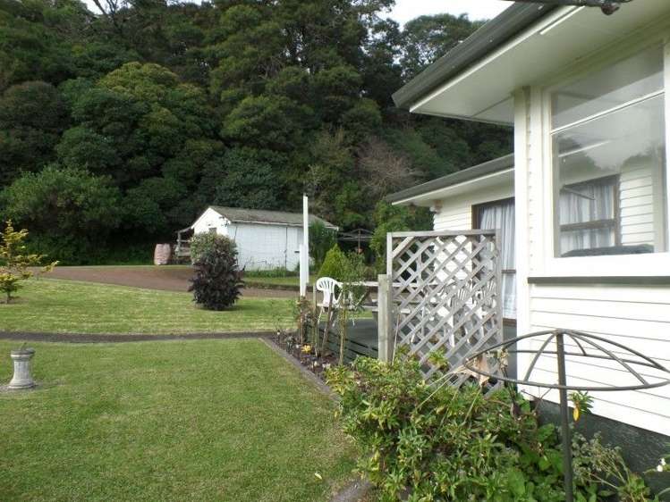 100 Laurie Lane Thames_27