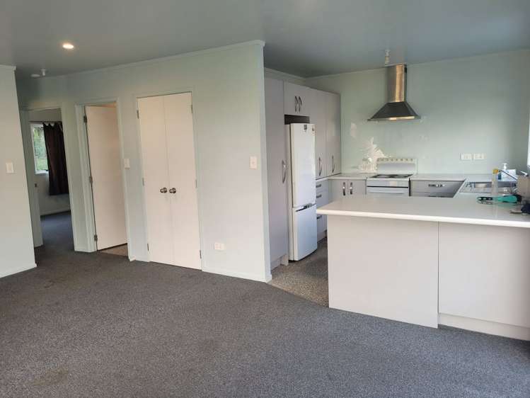 5 Rickards Place New Lynn_5