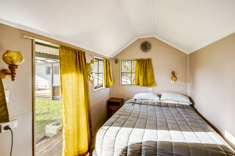 6 Burton Crescent Flaxmere_14