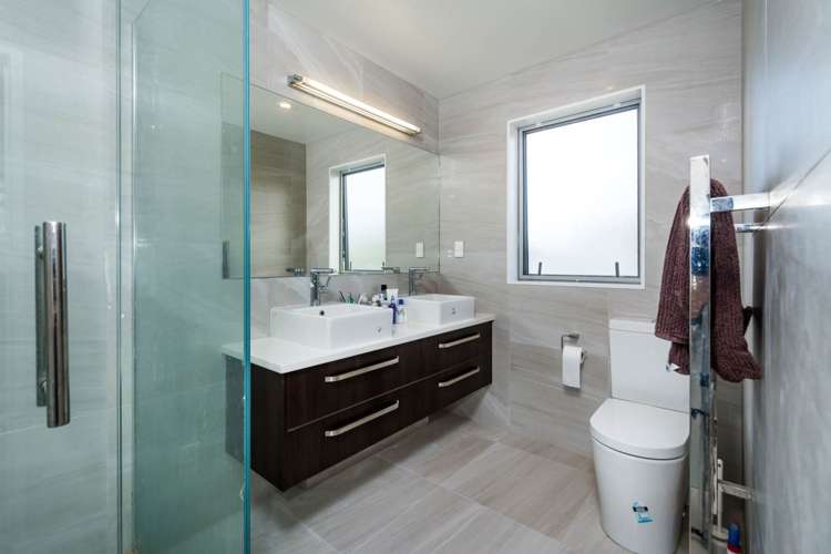 10 Frances Place Silverdale_11