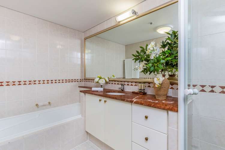 2403/8 Albert Street Auckland Central_12