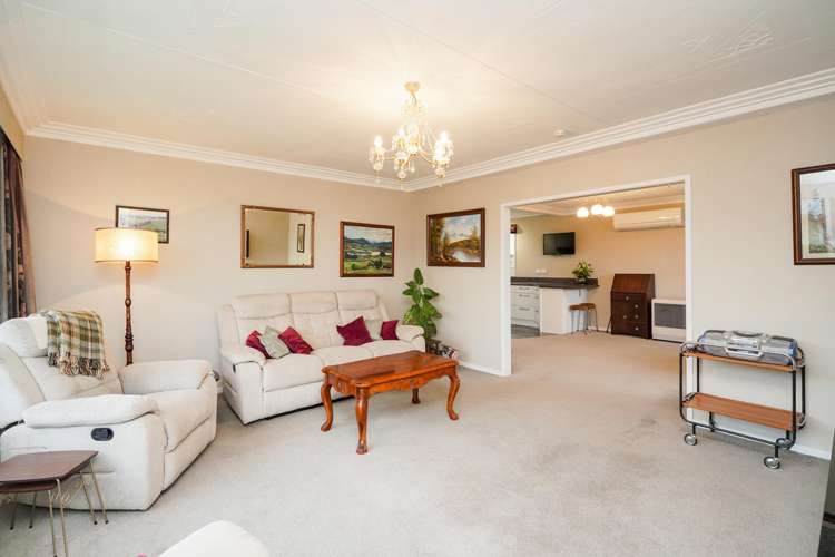 61 Racecourse Road Glengarry_5