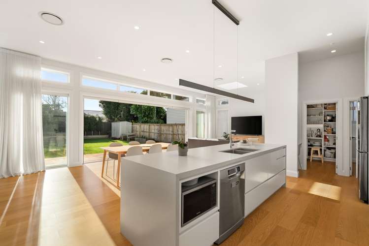 7 Huntingtree Avenue Sandringham_16