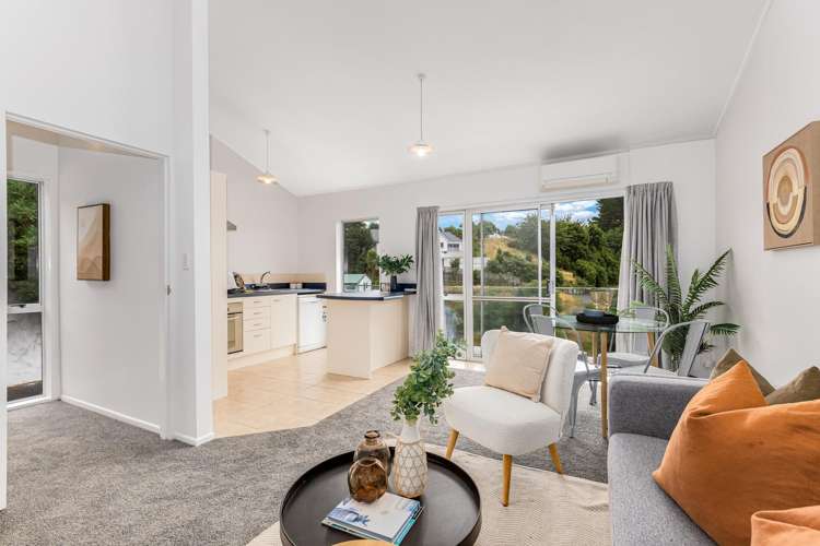 9/124 Redwood Avenue Tawa_0